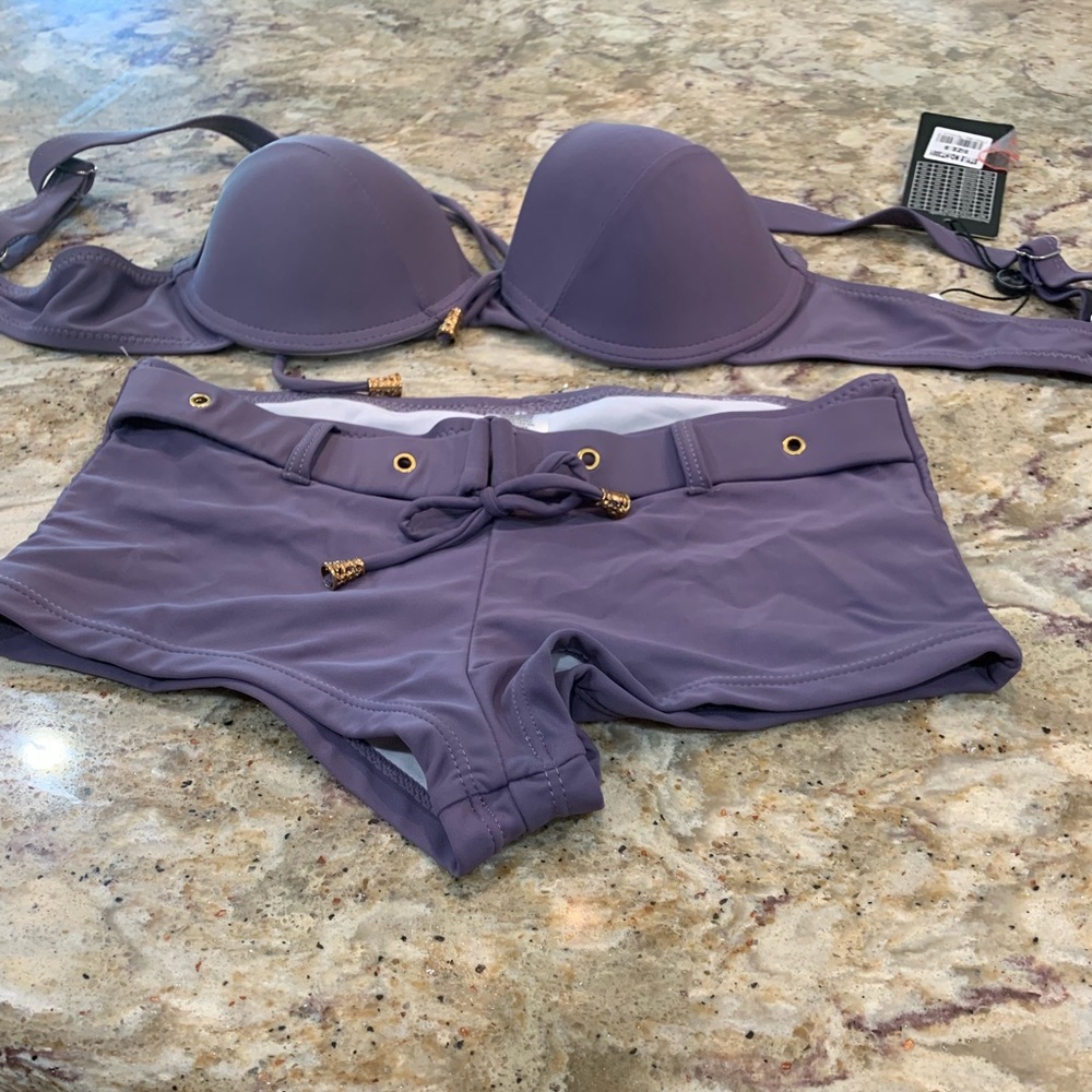 Swimsuit never worn